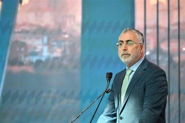 Çalışma ve Sosyal Güvenlik Bakanı Işıkhan, nadir hastalıklarla mücadele eden