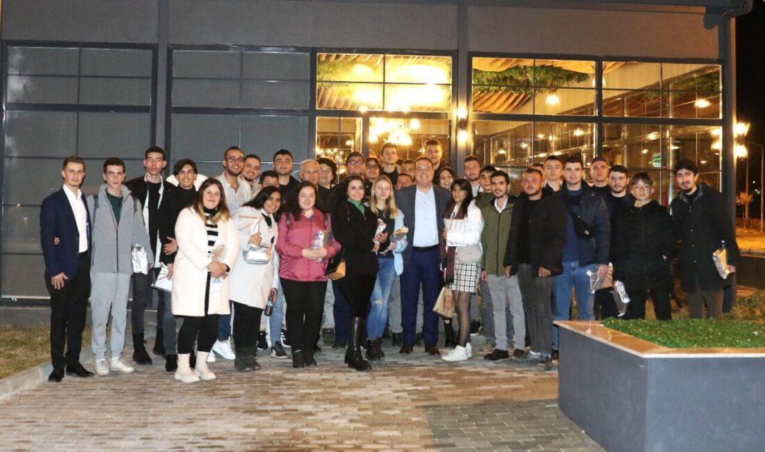 ÜNİAR tarafından yürütülen ve 81 ilin yer aldığı “Öğrenci Dostu
