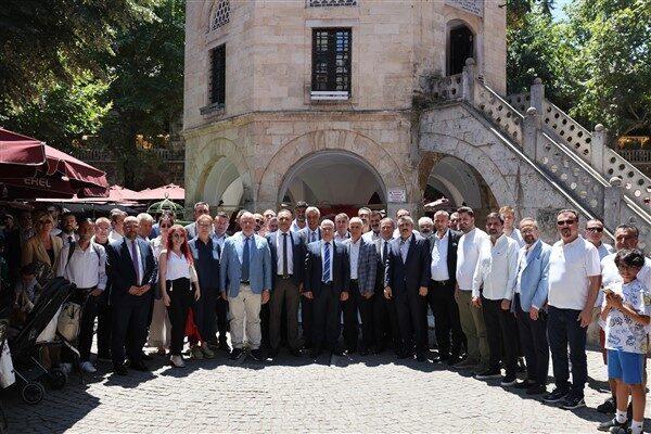 Bursa Tarihi Çarşı Hanlar Birliği’nin ev sahipliğinde gerçekleşen program Kozahan