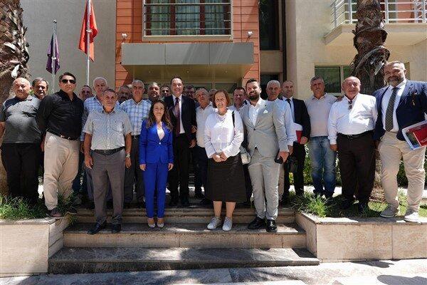 Toplantıya, CHP İl Başkanı İlksen Özalper, CHP Manisa Milletvekili Selma