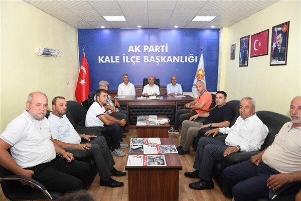 Büyükşehir Belediye Başkanı Sami Er, Kale İlçe gezisi programına ilk