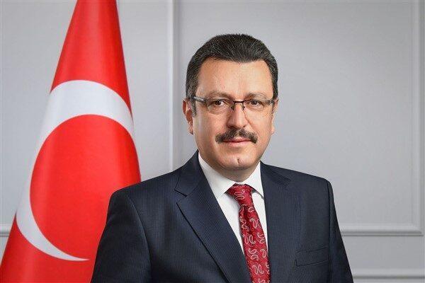 Trabzon Büyükşehir Belediye Başkanı Ahmet Metin Genç, LGS sınavında Türkiye