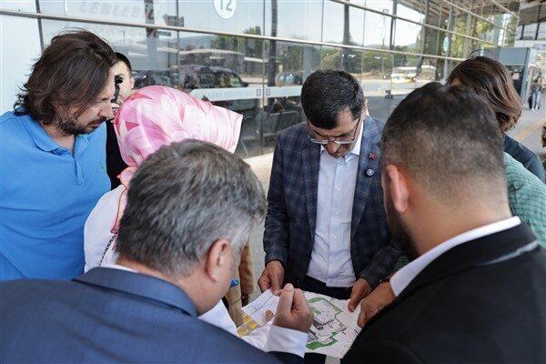 Terminalde sunulan hizmetlerin niteliğini yerinde değerlendiren Başkan Kahveci’ye incelemeler sırasında