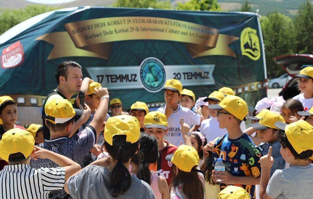 Bu yıl 29.'su gerçekleştirilen Bayburt Dede Korkut Uluslararası Kültür ve