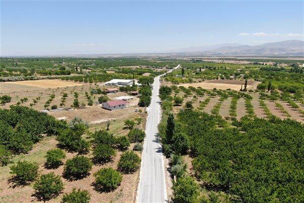 Malatya Büyükşehir Belediyesinin ilçelerine gerçekleştirmiş olduğu yol çalışmalarından dolayı teşekkürlerini