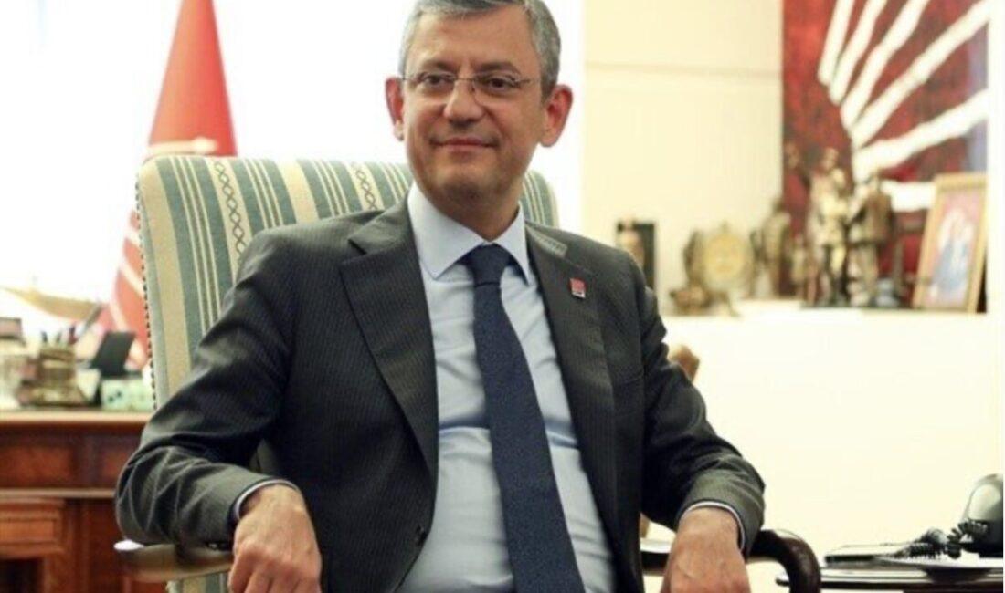 Cumhuriyet Halk Partisi (CHP) Genel Başkanı Özgür Özel, Bakırköy’de düzenlenen