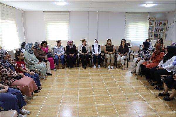 Kadın ve Aile Hizmetleri Dairesi Başkanlığı tarafından Erebê Şemo Kütüphanesi’nde