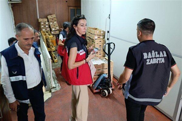 Bağlar Belediyesi Zabıta Müdürlüğü’ne bağlı ekipler, halk sağlığı ve güvenliğini