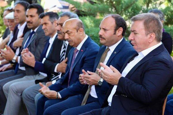 Erzincan Valisi Hamza Aydoğdu, Erzincan Belediye Başkanı Bekir Aksun ve