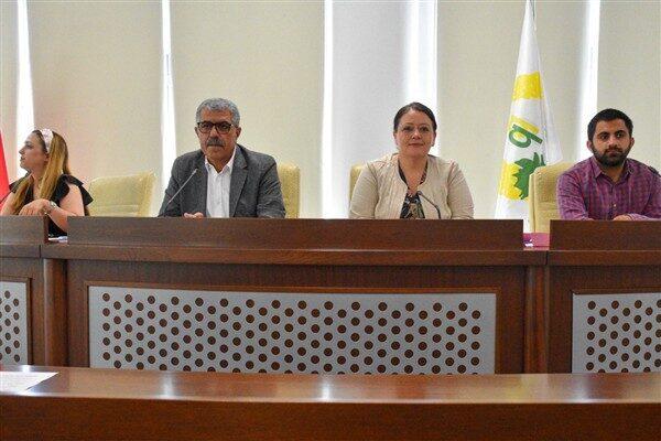 Bağlar Belediyesi, gerçekleştirilen olağan meclis toplantısında çevre dostu bir adım