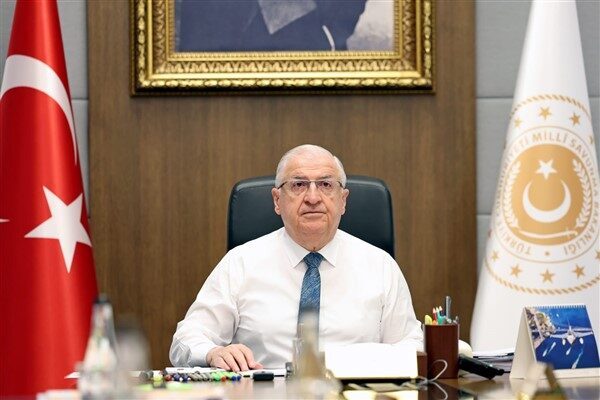 Milli Savunma Bakanlığı'ndan yapılan açıklamaya göre Milli Savunma Bakanı Güler, bakanlık