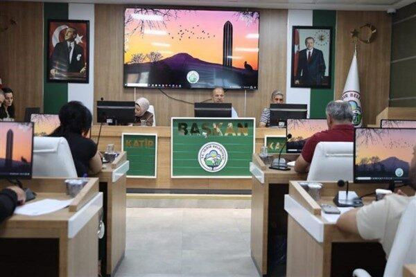 Toplantıya, Belediye Eş Başkanı Mehmet Nuri Güneş başkanlık etti. Toplantıda,
