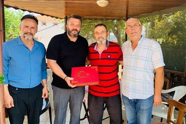 Ziyaret programına İzmit Belediyesi Köy Hizmet Masası Sorumlusu İsmail Akdeniz,
