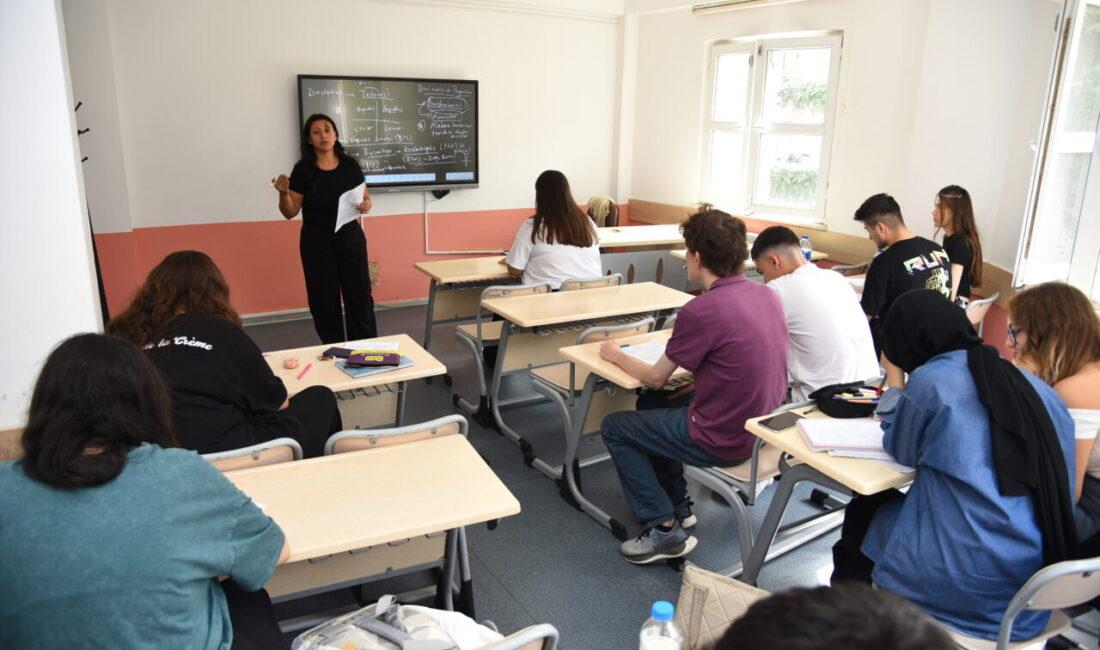 2017-2018 eğitim-öğretim yılından bu yana Kadıköy Belediyesi 19 Mayıs Gençlik