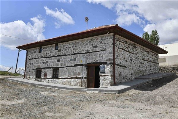 Büyükşehir Belediyesi hem kent merkezinde hem de çevre ilçelerde tescillenmiş