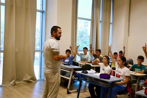 İlçenin beş farklı noktasında açılan ücretsiz hazırlık kurslarıyla 4, 5,
