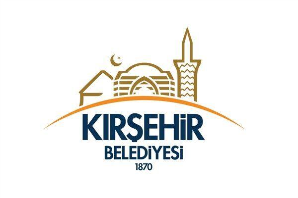 Kırşehir Belediye Başkanı Selahattin Ekicioğlu, YKS sonuçlarının açıklanmasının ardından üniversiteye