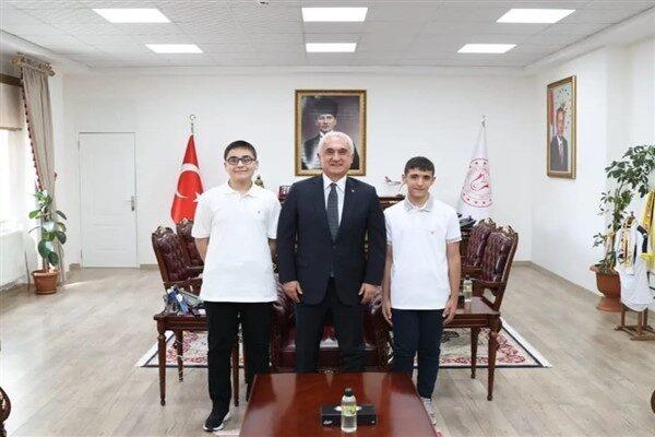 Valilikten yapılan açıklamaya göre, LGS'de tüm soruları doğru yanıtlayarak Türkiye