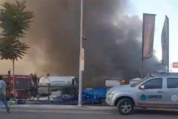 Malatya'nın Cevdet Paşa Mahallesi'nde, inşaat malzemelerinin bulunduğu bir alışveriş merkezinde