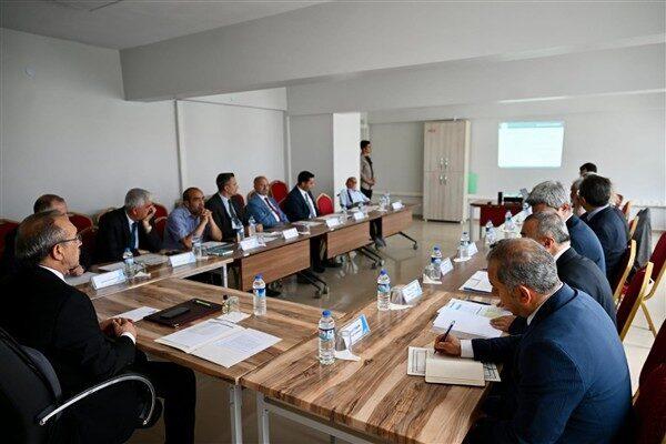 Valilikten yapılan açıklamada işsizliğin giderilmesi, istihdamın artırılması, çalışma hayatındaki sorunlar
