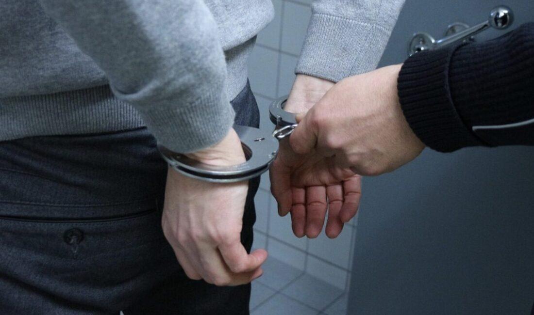 Bakan Yerlikaya, jandarma ekiplerinin 10 ilde gerçekleştirdiği operasyonlarda 5 ayrı