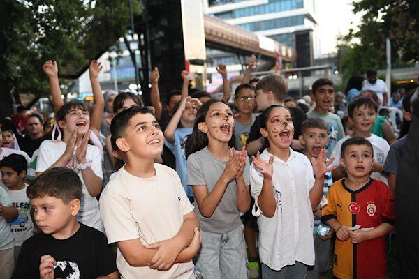 Osmangazi Belediyesi tarafından düzenlenen “Osmangazi’de Yaz Etkinliği” programı kapsamında, Panayır