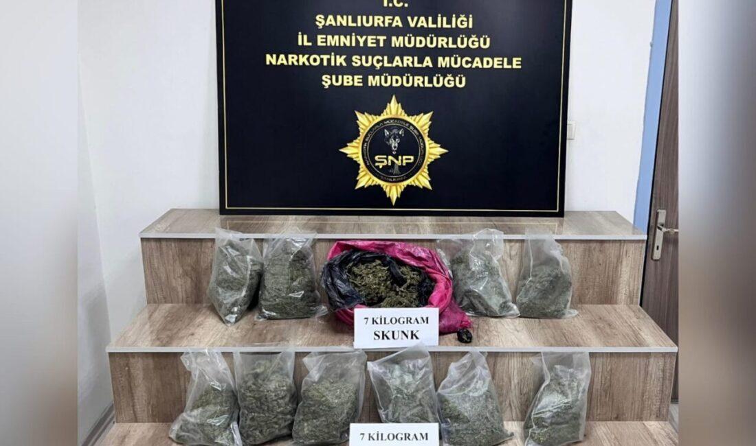 Edinilen bilgilere göre, istihbari takip sonucu belirlenen şüphelilerin hareketliliğini yakından