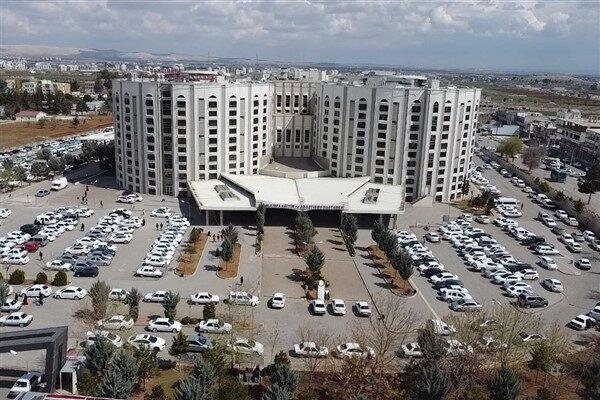 Yan ağrısı şikayetiyle Şanlıurfa Eğitim ve Araştırma Hastanesi Acil Servisi’ne