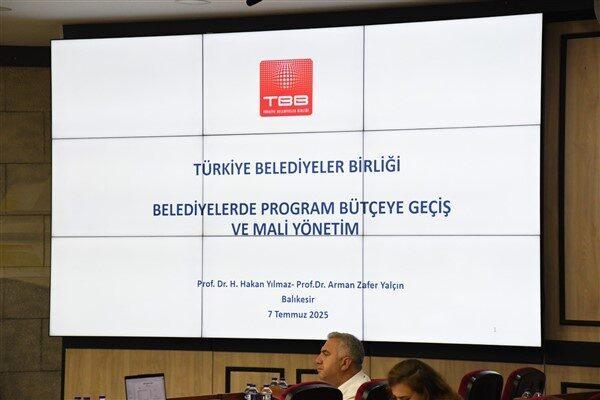Türkiye Belediyeler Birliği tarafından düzenlenen eğitim programının ilk gününde “Program
