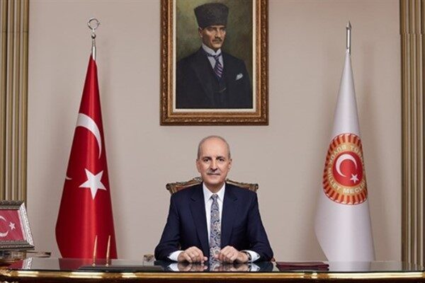 Kurtulmuş, mesajında Dr. Sadık Ahmet’i saygı ve rahmetle yâd ettiğini