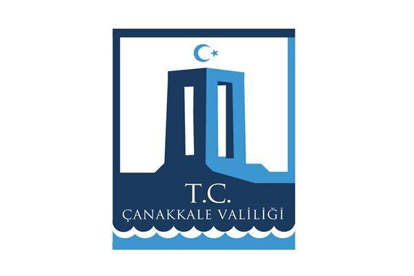 Çanakkale Valisi Ömer Toraman, Ayvacık ilçesi Naldöken köyünde başlayan orman yangınının,