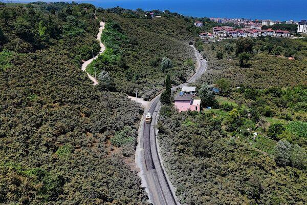 Ordu Büyükşehir Belediyesi, mahalle yollarını modern ve konforlu hale getirmek