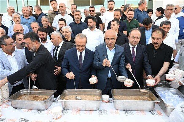 Programa Vali Yavuz’un yanı sıra; Malatya Milletvekili Veli Ağbaba, Büyükşehir