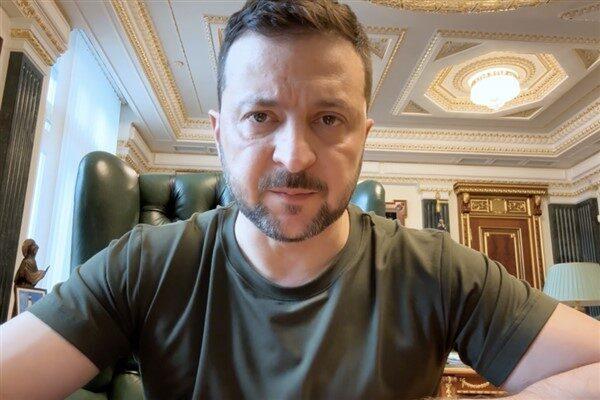 Ukrayna Cumhurbaşkanı Zelenski, Rusya'nın MH17 uçağını düşürmesinin kurbanlarını andıklarını ifade