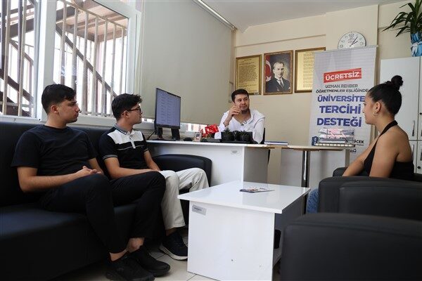 Antalya Büyükşehir Belediyesi, ATABEM’lerde tercih dönemi desteğini başlattı. ATABEM’lerde, yıl