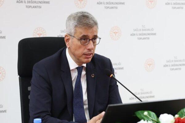 Sağlık Bakanı Kemal Memişoğlu, AFAD Başkanı Ali Hamza Pehlivan'a hayırlı