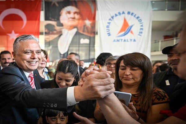 Muratpaşa Belediyesi, 2017’de belediye meclisinin aldığı kararla 1 Ağustos’u Dünya
