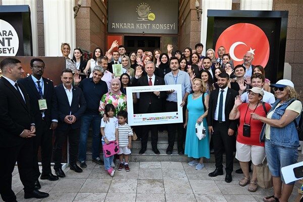 Ankara Büyükşehir Belediye Başkanı Mansur Yavaş, Ankara Kent Konseyi’nde düzenlenen