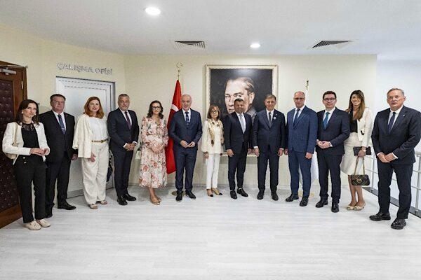 İzmir Büyükşehir Belediye Başkanı Tugay, 94’üncü İzmir Enternasyonal Fuarı’nın açılış