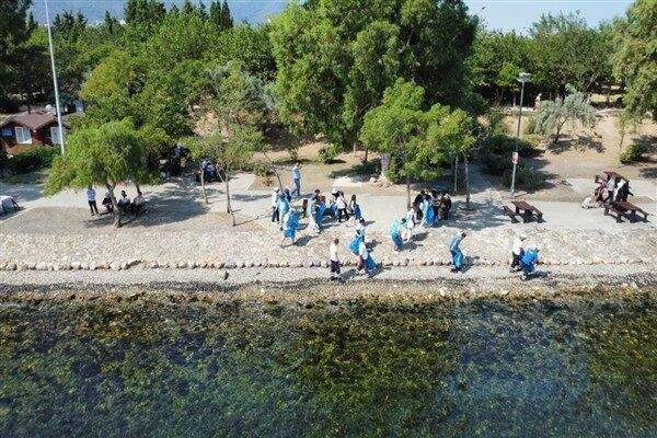 İzmir Büyükşehir Belediyesi, kentin birbirinden eşsiz yeşil dokusunu keşfetmek, korumak