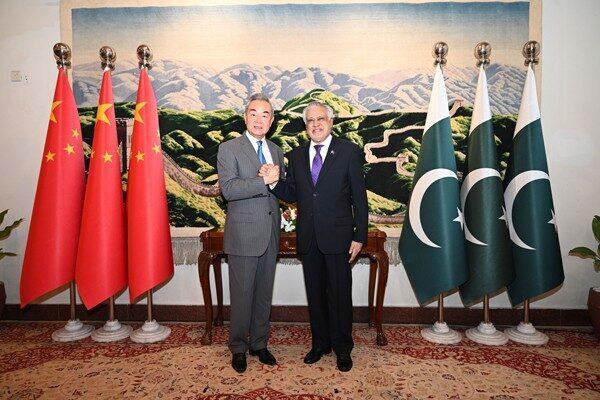 Çin Dışişleri Bakanı Wang Yi, dün Pakistan’ın başkenti İslamabad’da Pakistan