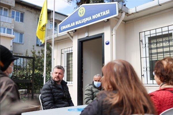 Buca Belediyesi’nin ilçede yaşayan çınarlar için hizmete açtığı, içerisinde tansiyon,