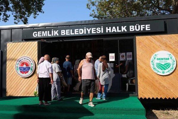 Gemlik Belediyesi, vatandaşların temel gıda ürünlerine kolay, sağlıklı ve ekonomik