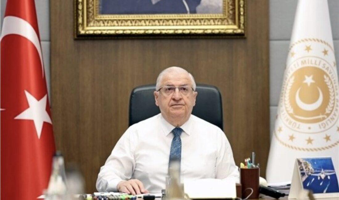 Milli Savunma Bakanı Yaşar Güler, Ankara’da düzenlenen resepsiyonda, Kıbrıs’ın fethinin