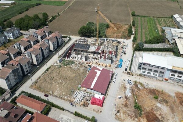 İnegöl’de her geçen yıl öğrenci sayısının artmasıyla birlikte şehrin önemli