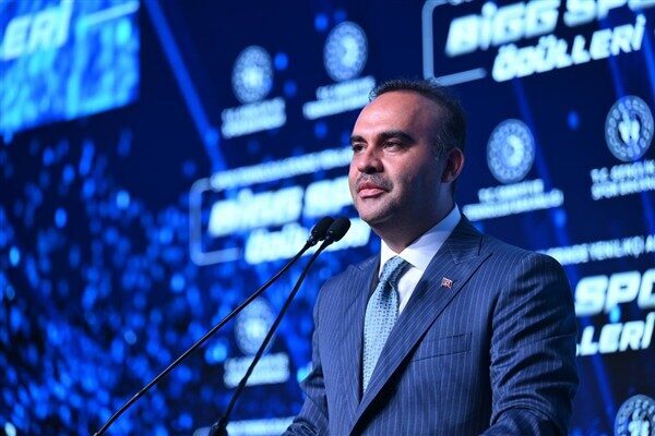 Sanayi ve Teknoloji Bakanı Kacır, sosyal medya hesabı üzerinden yaptığı
