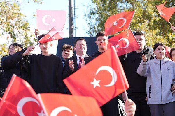 Kadıköy’de 30 Ağustos Zafer Bayramı kutlamaları kapsamında  çeşitli etkinliklerle gerçekleştirilecek.