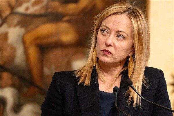 İtalya Başbakanı Meloni, Avrupa Adalet Divanı'nın yasa dışı göçmenler için