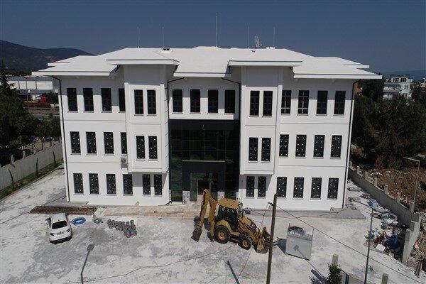Orhangazi Belediye Başkanı Bekir Aydın, AK Parti İlçe Başkanı Gökhan