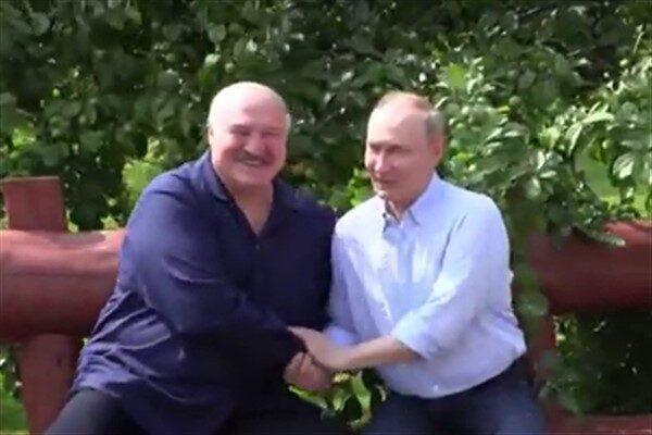 Putin, "İlk seri Oreşnik kompleksini ürettik. İlk seri füzeyi. Ve